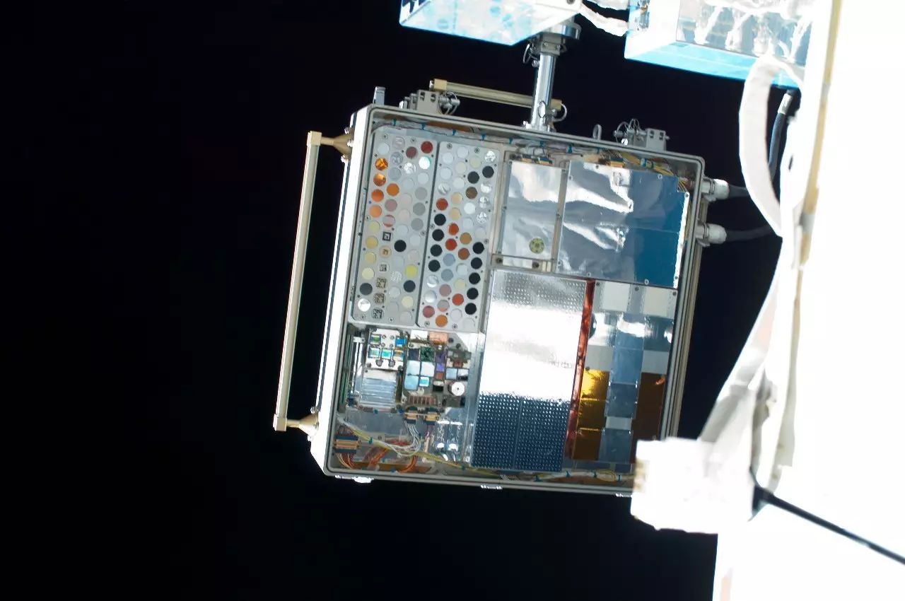 Monils - 默尼離子液體